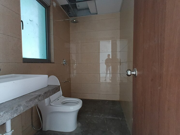 Bathroom, kalpataru-immensa 3 Bedroom 1150 Sq.Ft. Apartment In Kolshet Road Thane 9737157