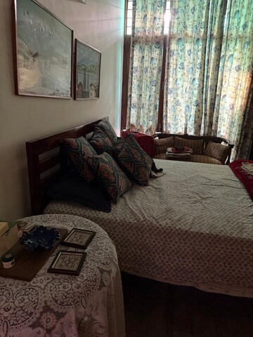 Room in 1 BHK Apartment at DLF City Phase III, Sector 24 – for Rent