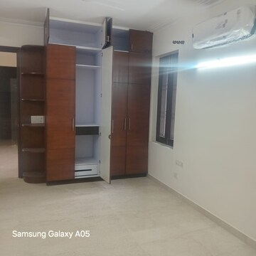 3 BHK Builder Floor For Rent in Hemkunt Colony