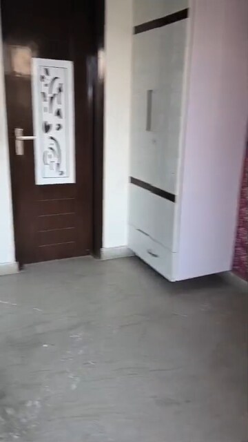 Room in 3 BHK Builder Floor at Rohini Sector 24 – for Sale