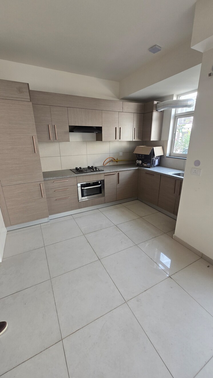 Bathroom, godrej-golf-link-villas 4 Bedroom 2835 Sq.Ft. Villa In Sector 27 Yamuna Expressway Greater Noida 9737316