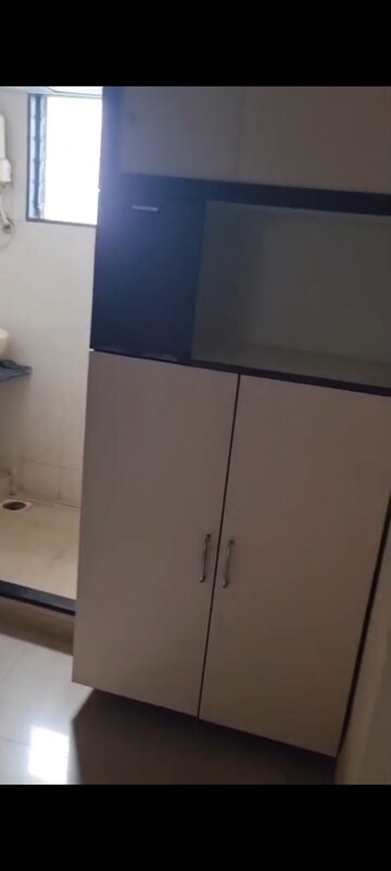 Furnished Amenities in 1 BHK Apartment at Amogh Adjure Apartment, Vile Parle East – for Rent