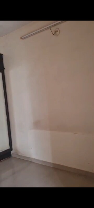 Room in 1 BHK Apartment at Amogh Adjure Apartment, Vile Parle East – for Rent