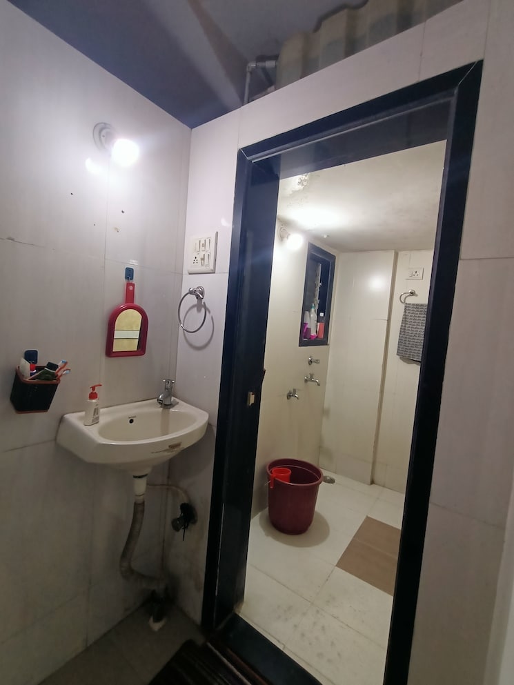 Bathroom, vrindavan-complex-dombivli-west 1 Bedroom 665 Sq.Ft. Apartment In Dombivli West Thane 9737375