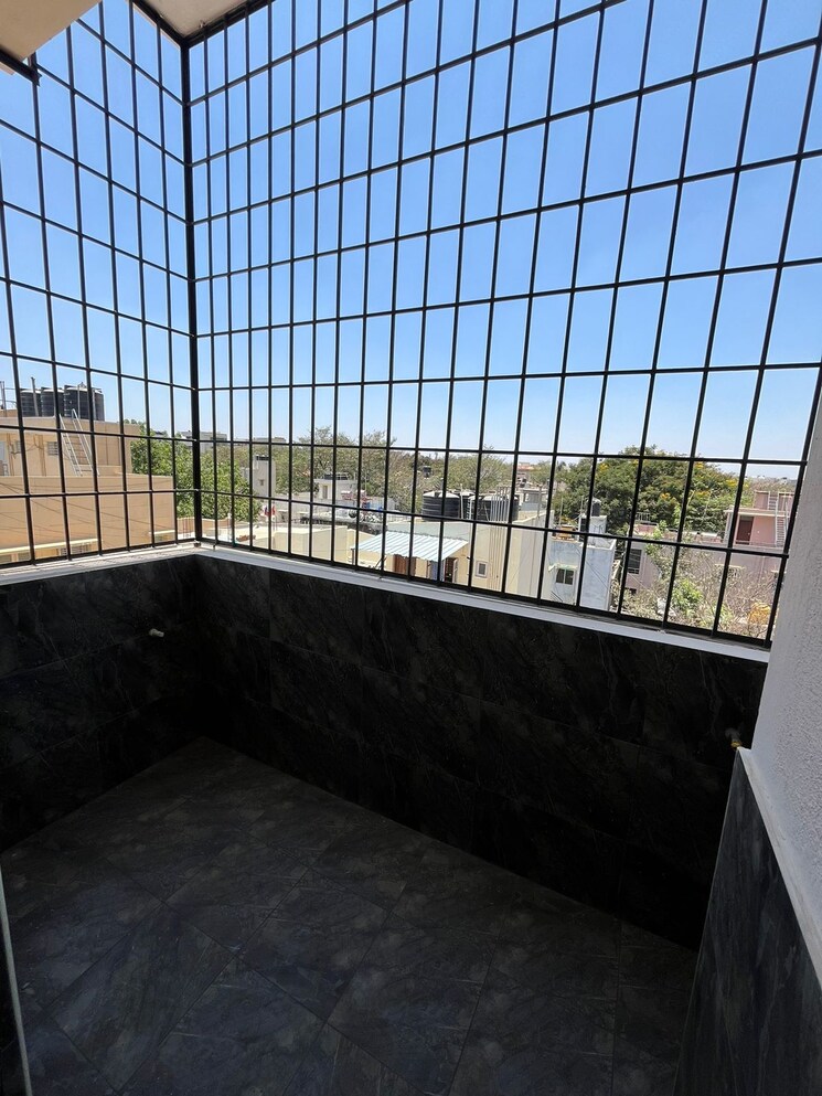 Balcony, marathahalli 1 Bedroom 850 Sq.Ft. Builder Floor In Marathahalli Bangalore 9737440