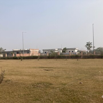 Plot Area in  Plot at Sector 25 Yamuna Expressway – for Sale