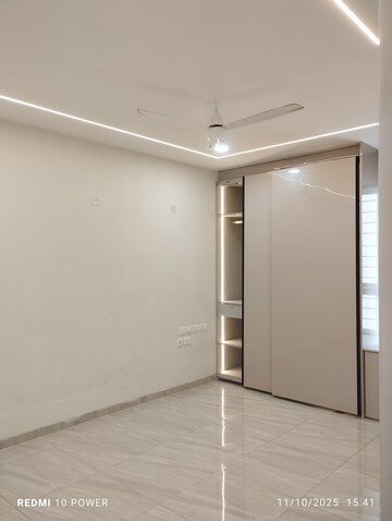 2 BHK Apartment For Rent in My Home Jewel, Madinaguda