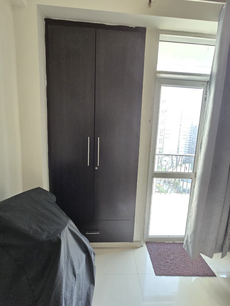 Bedroom, prateek-wisteria 2 Bedroom 955 Sq.Ft. Apartment In Sector 77 Noida 9737558