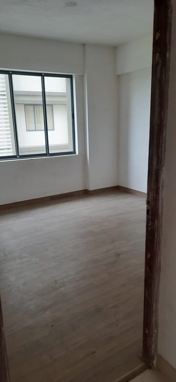 Room in 3 BHK Apartment at The Ecos, New Town – for Sale