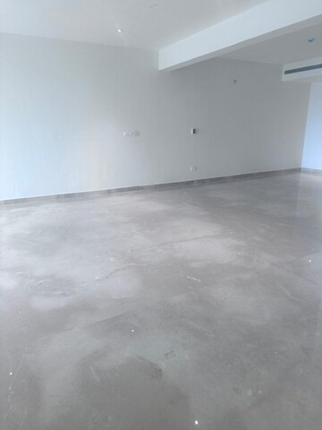 Room in 4 BHK Apartment at Prestige White Meadows, Whitefield – for Rent