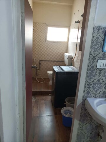 Bathroom in 3 BHK Apartment at Banjara Hills – for Rent