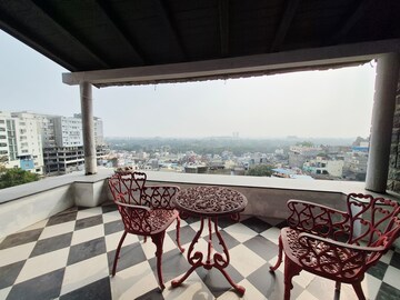 Bedroom in 4 BHK Independent House at Banjara Hills – for Rent