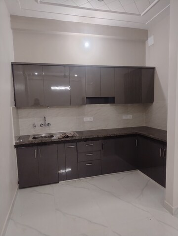 Building Lobby in 3 BHK Independent House at Gomti Nagar – for Rent