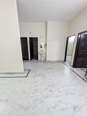 Room in 2 BHK Independent House at Sector 23a – for Rent