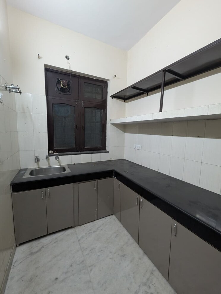 Kitchen, sector 23a 2 Bedroom 1000 Sq.Ft. Independent House In Sector 23a Gurgaon 9737606