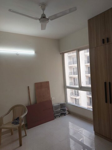 Room in 3 BHK Apartment at Ramprastha City The View, Sector 37d – for Rent
