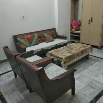 1 BHK Builder Floor For Rent in Sector 15