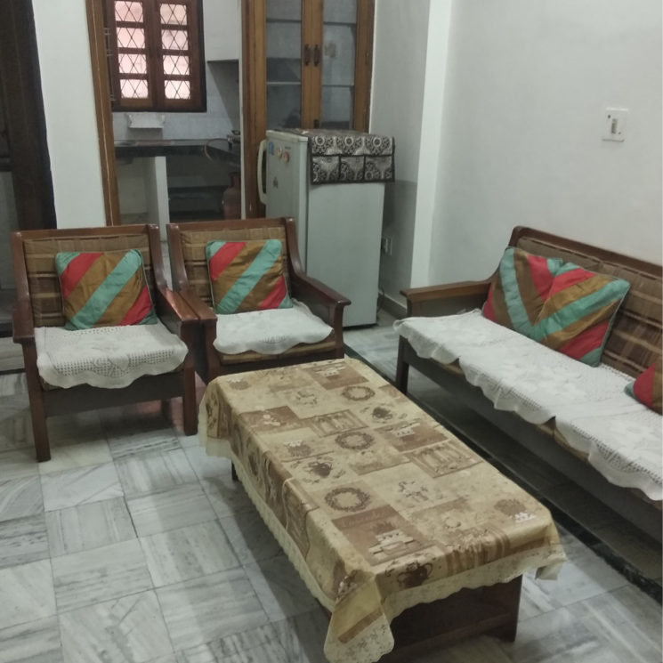 Living Room, sector 15 1 Bedroom 300 Sq.Yd. Builder Floor In Sector 15 Gurgaon 9737638