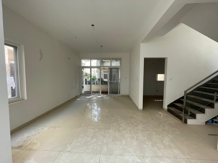 Room, radhey-sancia 4 Bedroom 3396 Sq.Ft. Villa In Tellapur Hyderabad 9737654