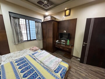 Bedroom in 3.5 BHK Apartment at Kharadi – for Rent