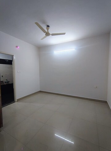 Room in 1 BHK Builder Floor at Hsr Layout Sector 3 – for Rent