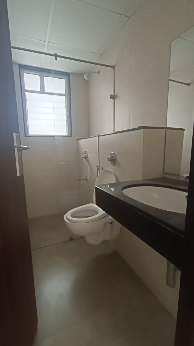 Bathroom, bhandari-7-plumeria-drive 2 Bedroom 906 Sq.Ft. Apartment In Tathawade Pune 9738062