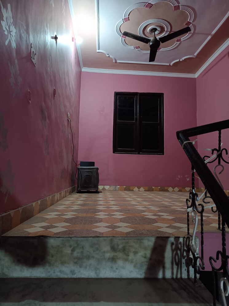 Cover Image, sector 7 4 Bedroom 250 Sq.Yd. Independent House In Sector 7 Faridabad 9737932