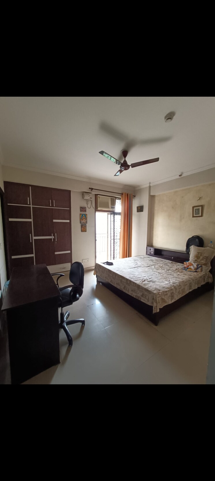 Bedroom, paramount-symphony 2 Bedroom 796 Sq.Ft. Apartment In Sain Vihar Ghaziabad 9738088