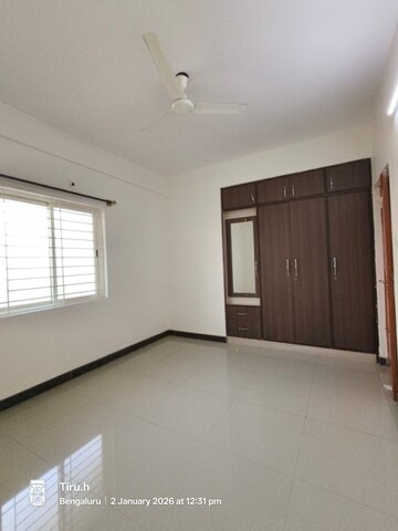 Room in 3 BHK Builder Floor at Hsr Layout – for Rent