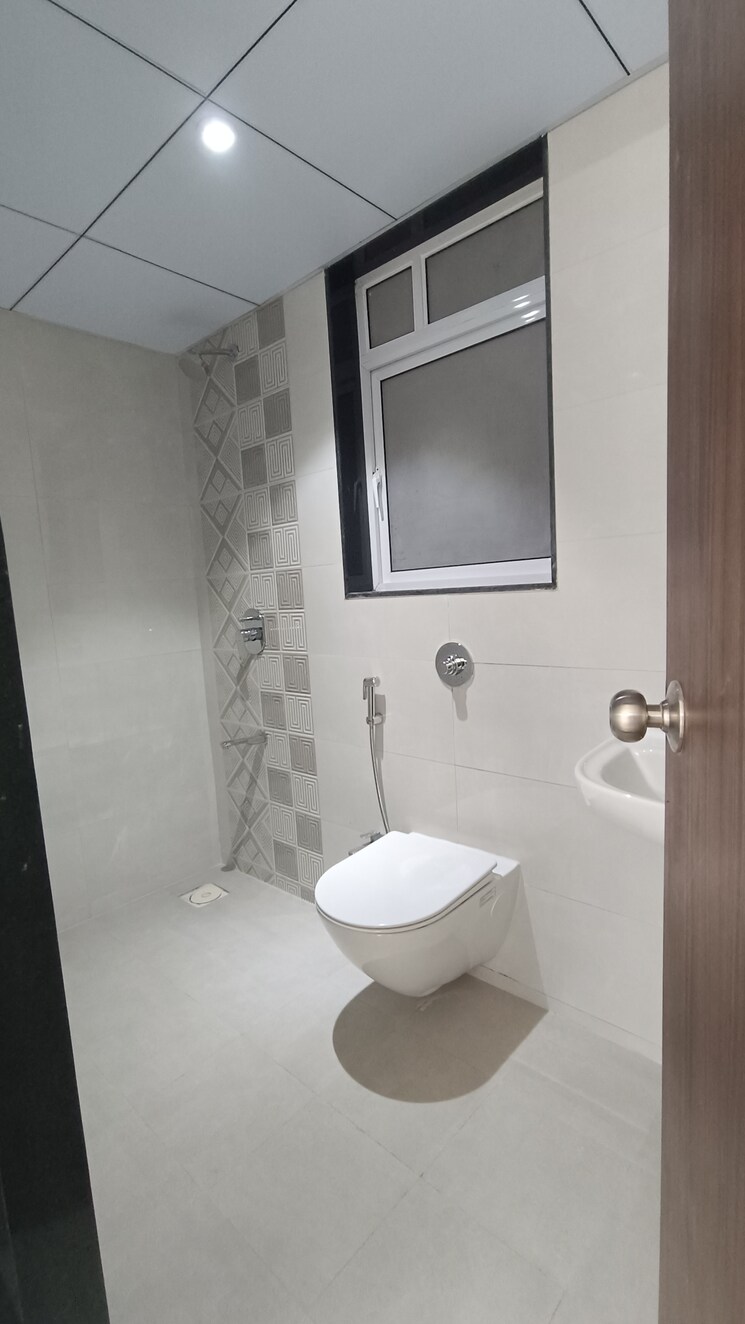 Bathroom, jhamtani-ace-abode 3 Bedroom 985 Sq.Ft. Apartment In Kiwale Pune 9738240