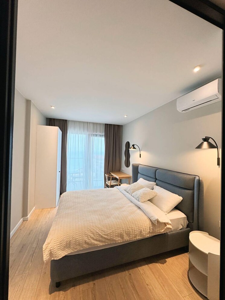 Bedroom, vasant kunj 3 Bedroom 1600 Sq.Ft. Builder Floor In Vasant Kunj Delhi 9738119