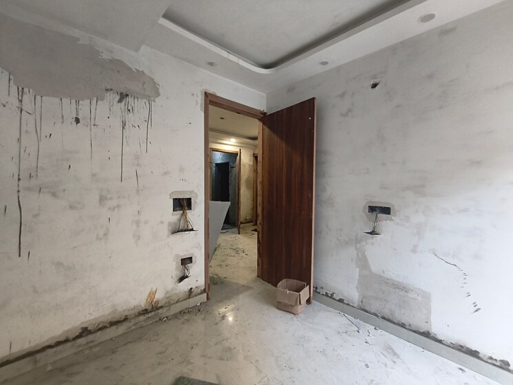 Room, khanpur 1 Bedroom 450 Sq.Ft. Builder Floor In Khanpur Delhi 9738261