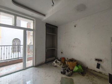 Room in 1 BHK Builder Floor at Khanpur – for Sale