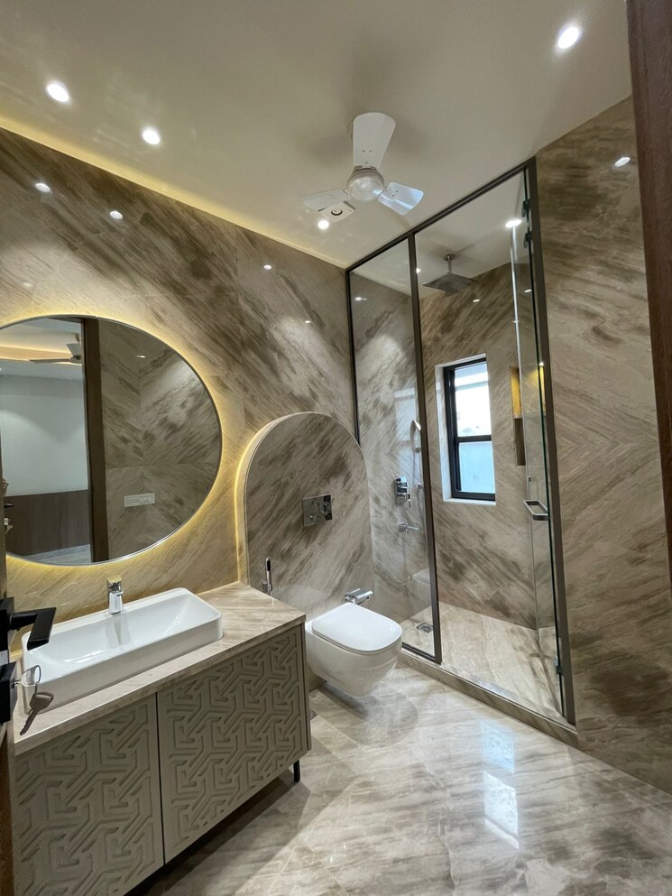 Bathroom, chirag enclave 4 Bedroom 500 Sq.Yd. Builder Floor In Chirag Enclave Delhi 9738417