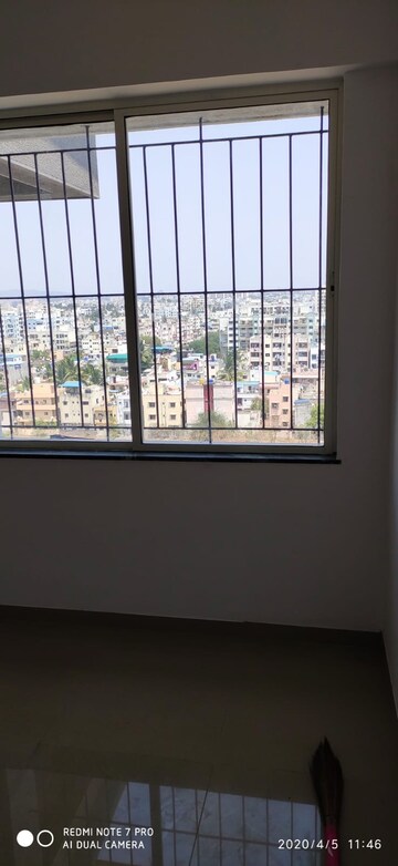 Room in Studio Apartment at Paranjape Richmond Park, Rahatani – for Sale