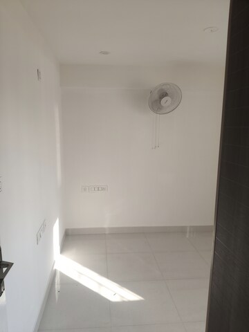 Bathroom in 1 BHK Apartment at Krishna Residency Kadubeesanahalli, Kadubeesanahalli – for Rent