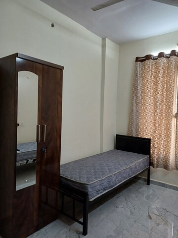  Pg For Rent in Ghansoli