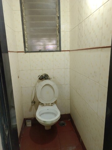 Bathroom in 1 BHK Apartment at Dosti Acres Aster, Wadala East – for Rent