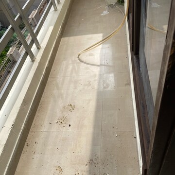 Balcony in 1 BHK Builder Floor at Chattarpur – for Rent