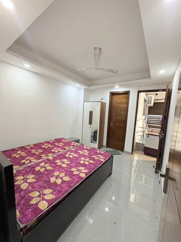 Bedroom in 2 BHK Apartment at Saket – for Rent