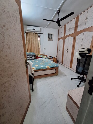 Bedroom in 2 BHK Apartment at Bhumiraj Retreat CHS, Sanpada – for Rent