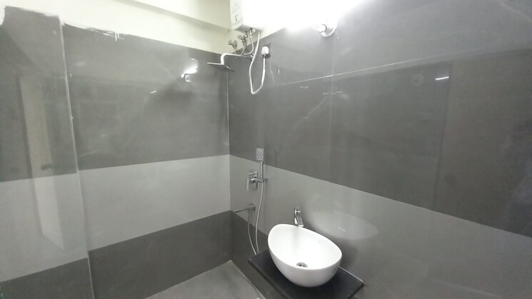 Bathroom, dgs-heights 2 Bedroom 975 Sq.Ft. Apartment In Goregaon East Mumbai 9739536