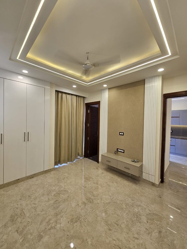 Room, bptp-green-oaks 3 Bedroom 1650 Sq.Ft. Builder Floor In Sector 70a Gurgaon 9739439