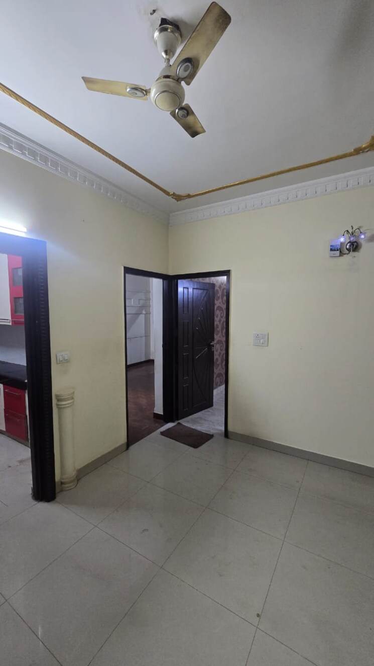 Room, gulmohar-garden 3.5 Bedroom 2160 Sq.Ft. Apartment In Sector 44 Noida 9739515