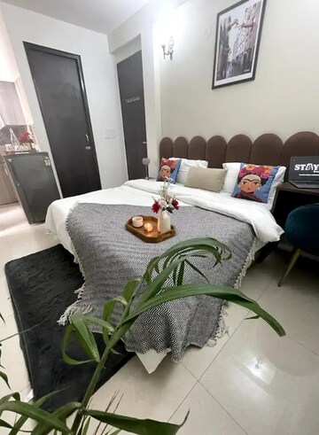 Master Bedroom in Studio Builder Floor at Settlers India, Sector 57 – for Rent