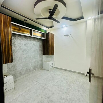 Bathroom in 2 BHK Builder Floor at Dwarka Mor – for Rent