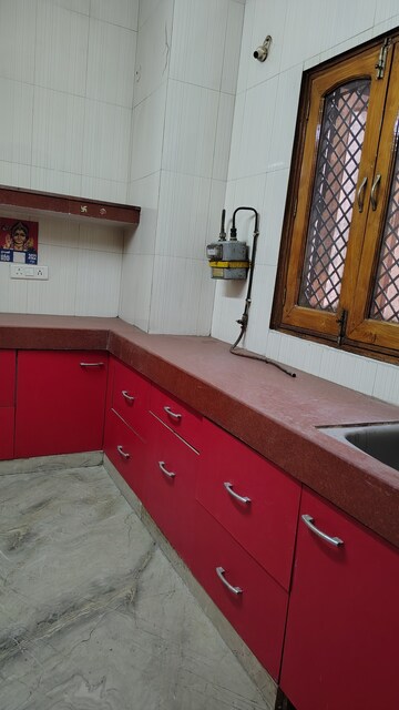 Kitchen in 2.5 BHK Independent House at Sector 56 – for Rent