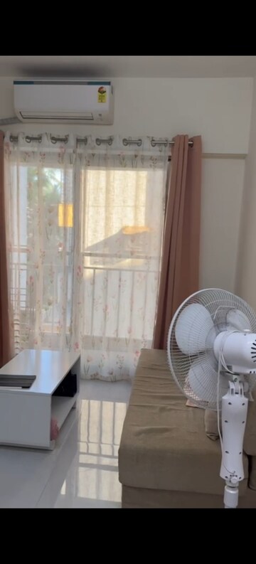 Bathroom in 1 BHK Apartment at DGS Heights, Goregaon East – for Rent