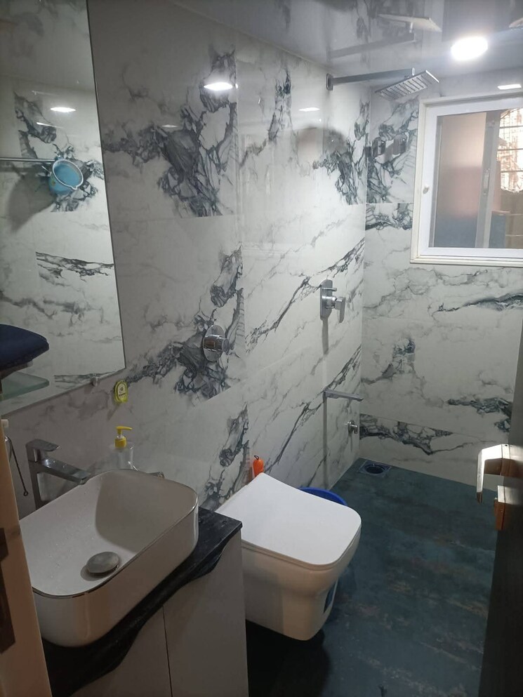 Bathroom, saket 2 Bedroom 1000 Sq.Ft. Apartment In Saket Delhi 9740247