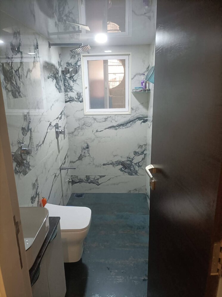 Bathroom, saket 2 Bedroom 1000 Sq.Ft. Apartment In Saket Delhi 9740247